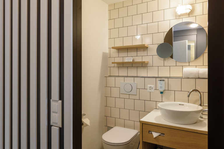 Bathroom 5, Seehotel Wilerbad, Obwalden