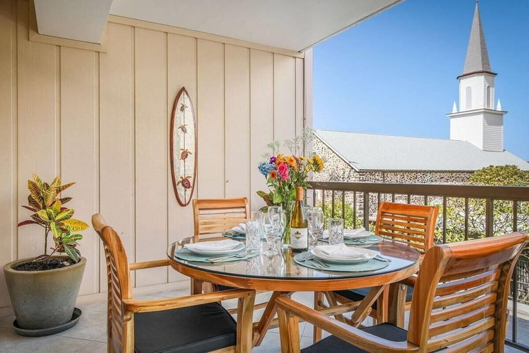 Outdoor dining 3, Kona Plaza#218, Hawaii