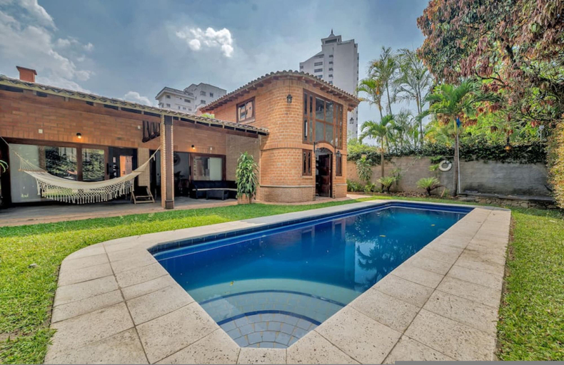 Room 2, 4BR Villa Heated Pool Private Nightclub-el Poblado, Medellín