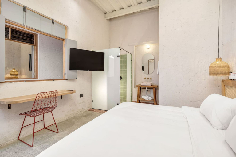 Room 5, Botánica 106-estándar, Medellín