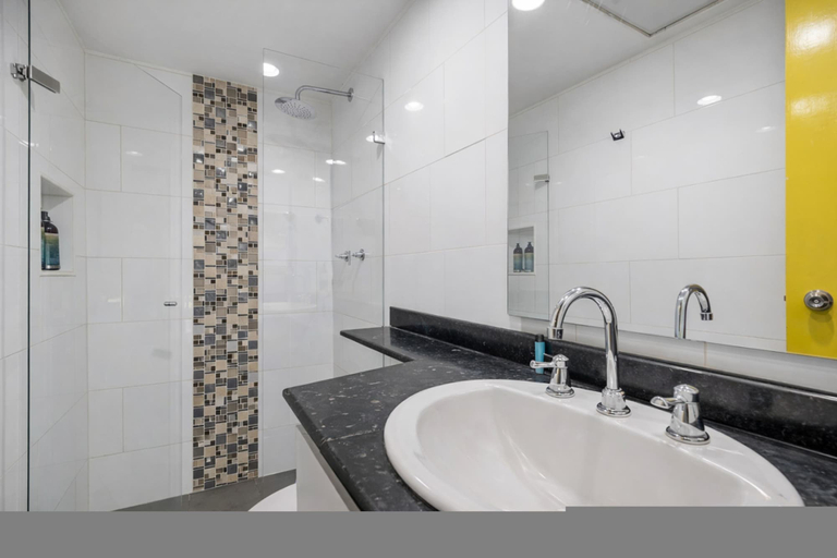 Room 2, Ayamonte - 104 in Medell n, Medellín