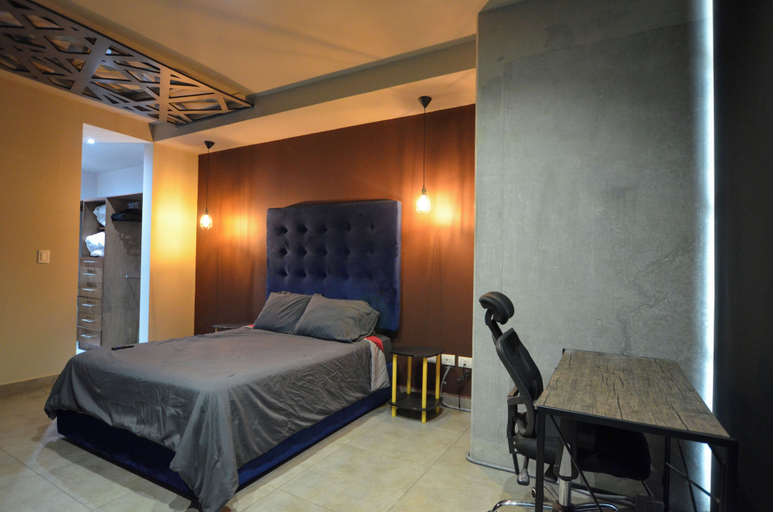 Room 5, Micrópolis, Monterrey