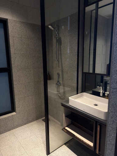 Bathroom 4, Scarletz Suites KLCC Kuala Lumpur By Okidoki Homes, Kuala Lumpur