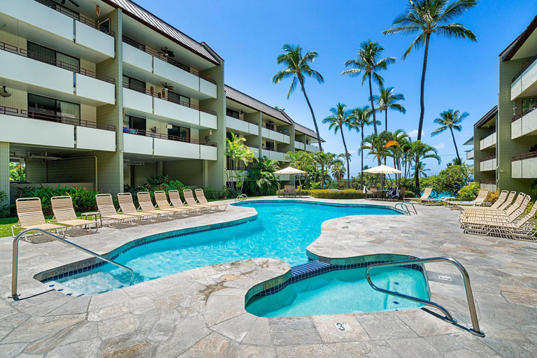 Sport & Beauty, White Sands Village#206, Hawaii
