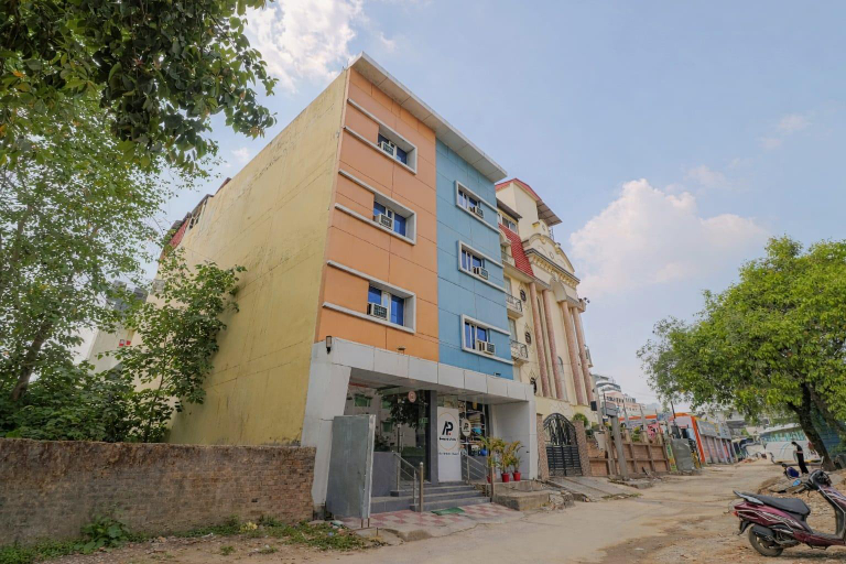 Exterior & Views 2, Hotel Dwarkadheesh, Dehradun