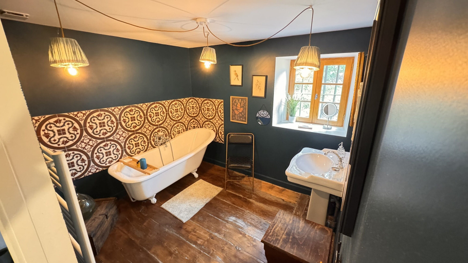 Bedroom 5, Villa Colombier, Puy-de-Dôme