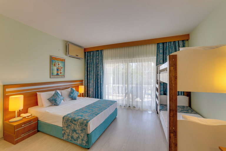 Bedroom 2, Anadolu Hotels Didim Club, Didim