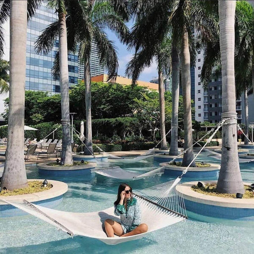 Interior 3, Luxury Four Seasons Condo Free Valet & Gym, Miami-Dade