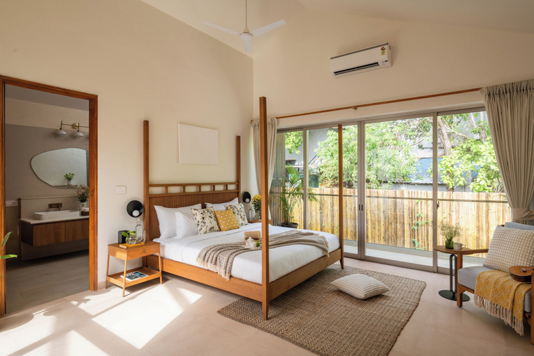 Room 5, TBK VILLA  VAGATOR R4, North Goa