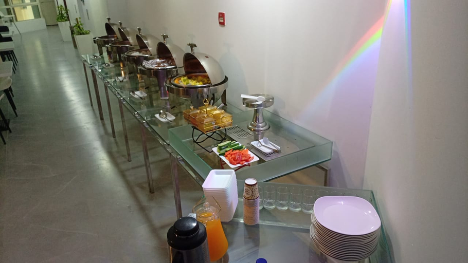 Food & Drinks 5, Aldar Hotel, Sharjah City