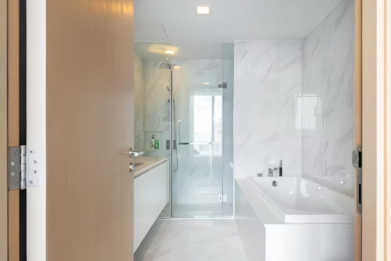 Bathroom 4, Hyde Sukhumvit 11 at Nana BTS Station, Wattana
