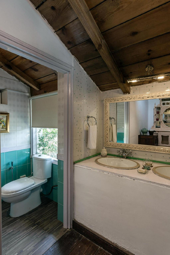 Bathroom 3, Te Aroha By Shervani, Nainital