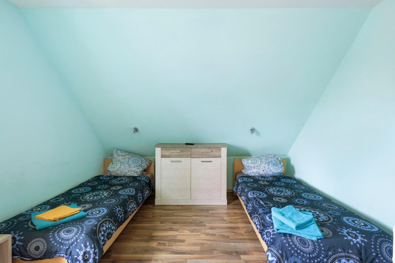Bedroom 4, Hotel Neue Krone, Neustadt an der Aisch-Bad Windsheim