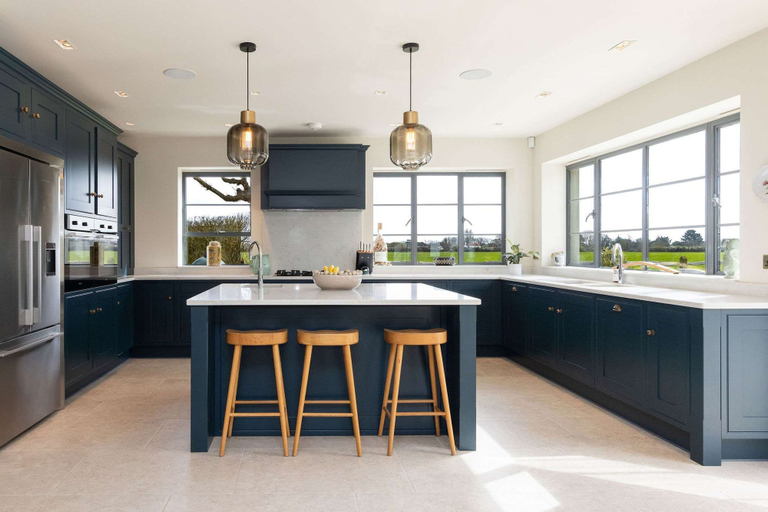 Room 4, Chic Harbour Retreat for 10 With Pool, West Sussex