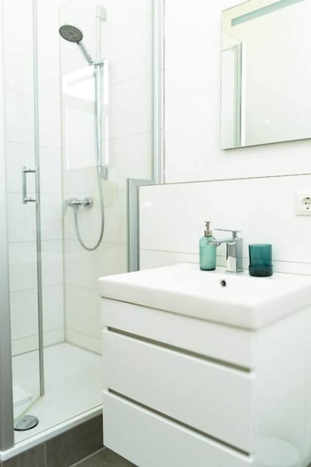 Bathroom 4, Best Boarding House, Main-Kinzig-Kreis