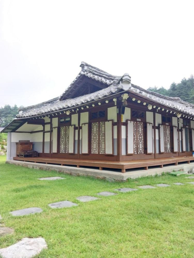 Others 3, Hakdong Hanok Pension, Gangneung