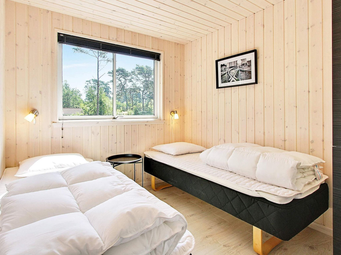 Bedroom 2, 5 Star Holiday Home in Nexo, Bornholm