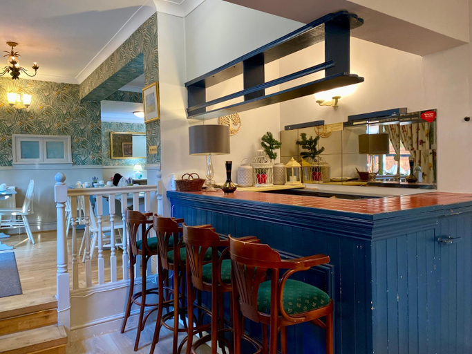 Food & Drinks 5, Pickwicks Guest House, Oxfordshire