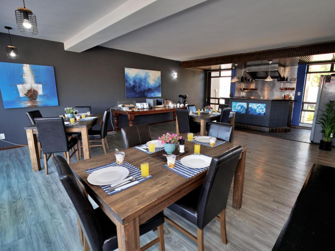 Food & Drinks, Beachwood Inn Melkbosstrand, City of Cape Town