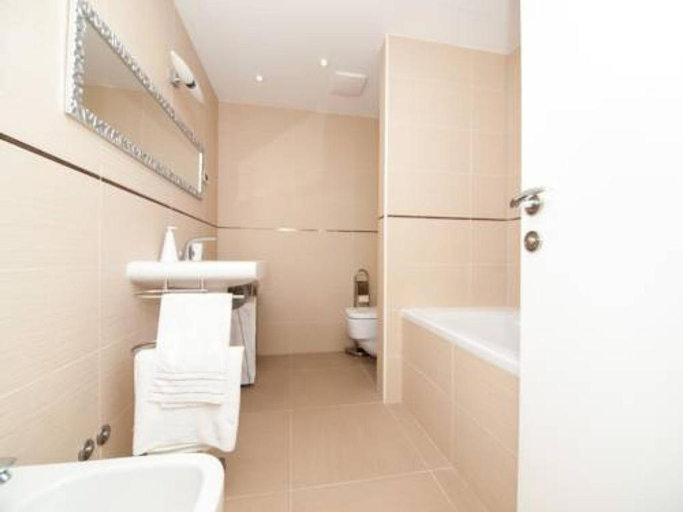 Bathroom 3, Apartment Vesna - Superior Three Bedroom Apartment with Balcony, Dubrovnik