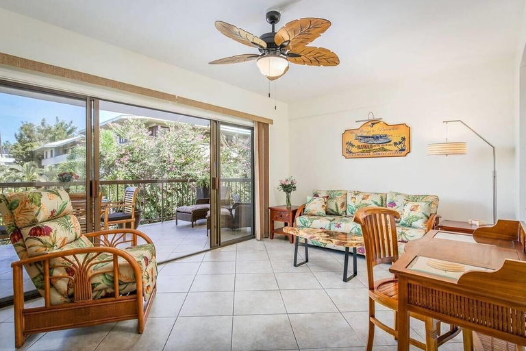 Living area 5, Kona Plaza#218, Hawaii