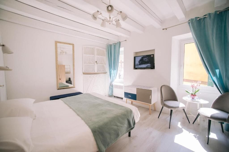 Bedroom 4, Casa Cavour Garda, Verona