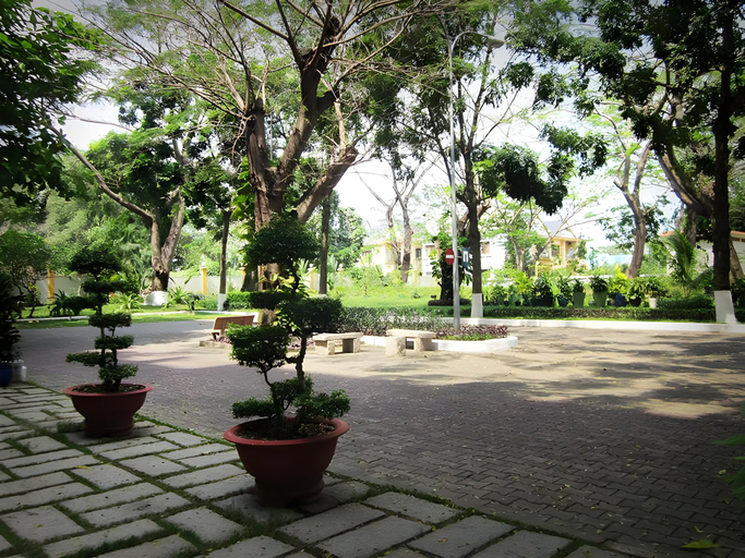 Others 5, Green Hills Serviced Residences, District 12