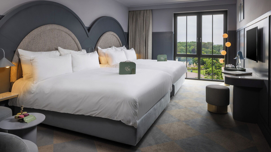 Bedroom 4, Efteling Grand Hotel - Theme Park tickets included, Loon op Zand