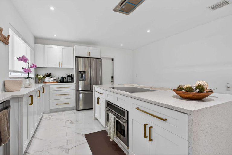 Private kitchen 3, Tropical Oasis w/ Private Pool, Broward