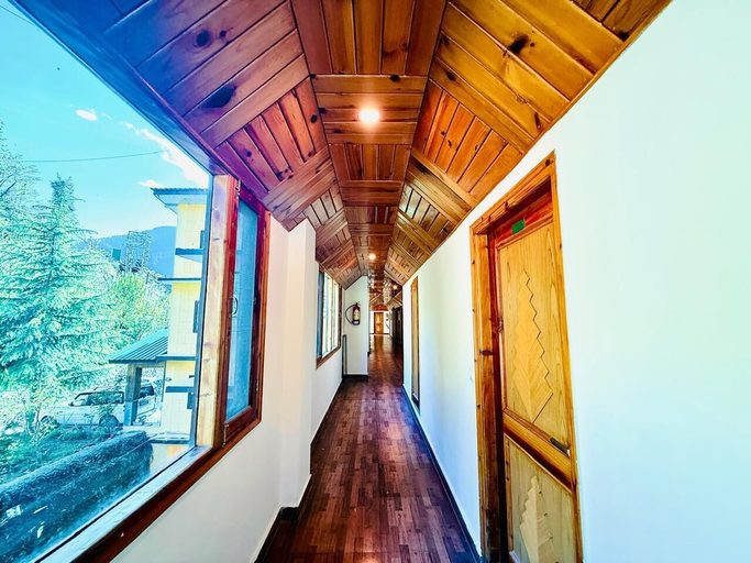 Interior, The Manrals Resort, Kullu