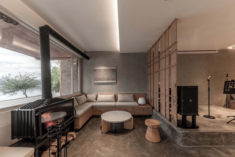Living area, Lugu Lake And share resort hotel, Lijiang