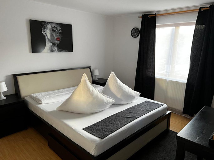 Bedroom, Pensiunea Bavaria Campina, Campina
