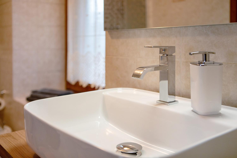 Bathroom 3, Casa Piertor Morgex, Aosta