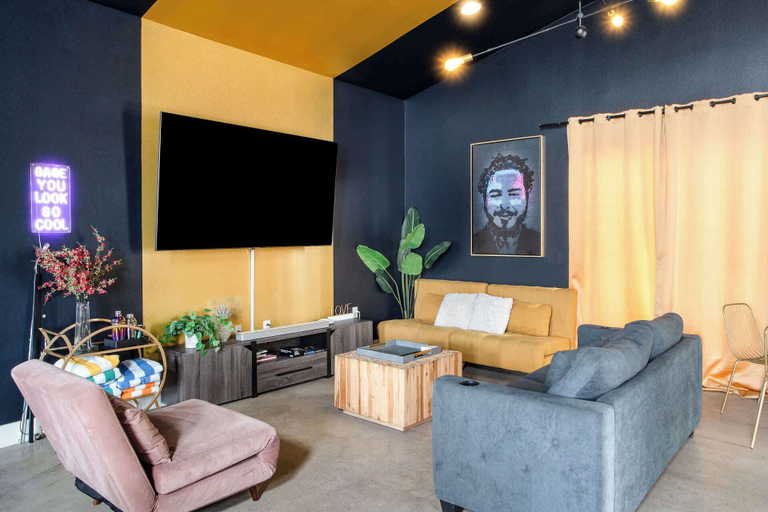 Interior 5, Stylish Home With Pool & Hot Tub Near Downtown, Travis