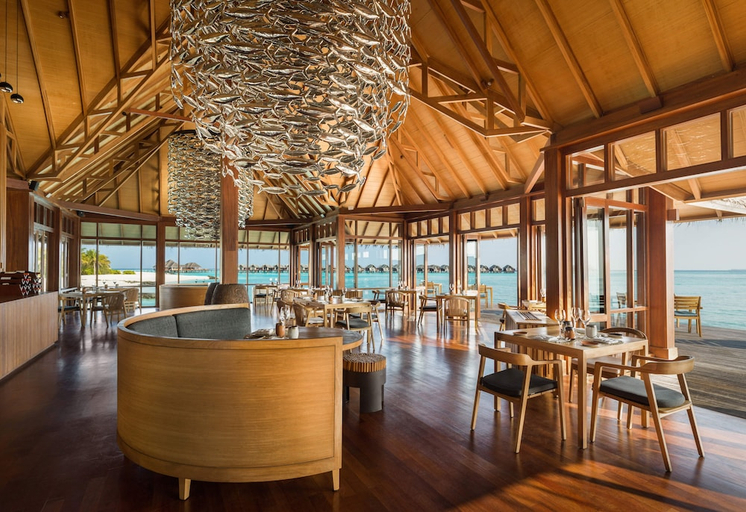 Food & Drinks 5, Heritance Aarah Maldives, Raa Atoll