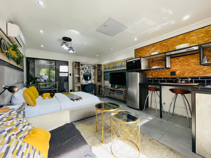 Bedroom 3, 24 On Basil Boutique Luxury hotel, City of Johannesburg