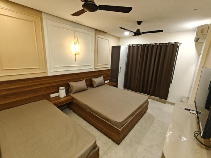 Room 5, Meghdoot Inn, Hoshangabad