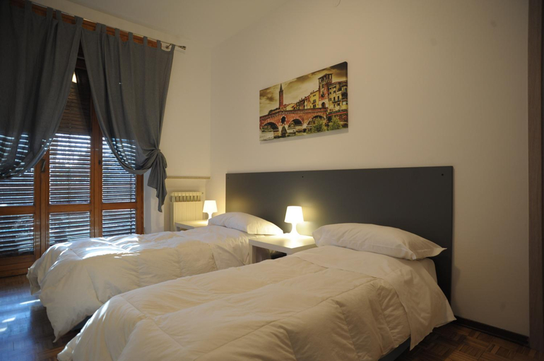 Bedroom 3, B&B Foroni 29, Verona