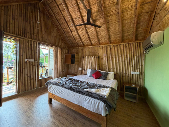 Bedroom 2, Mowgli's Cafe Hampi & Guest House, Koppal