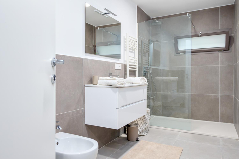 Bathroom 4, Villa Mirtina, Olbia-Tempio