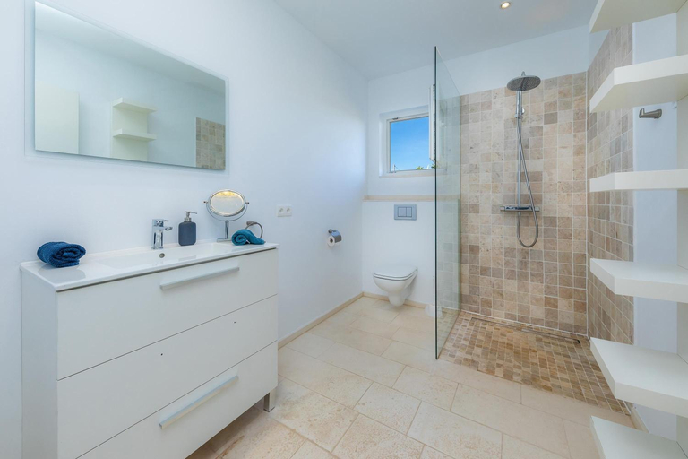 Bathroom 3, Villa Amarador, Baleares