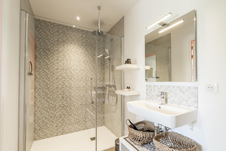 Bathroom 3, Kerwall - Maison d'hotes, Loire-Atlantique