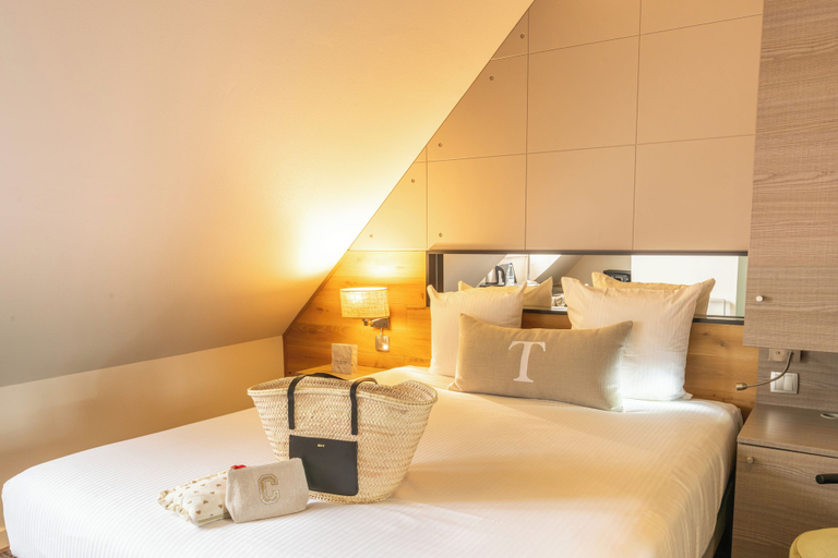 Bedroom 2, Hôtel Maison Turenne, Haut-Rhin