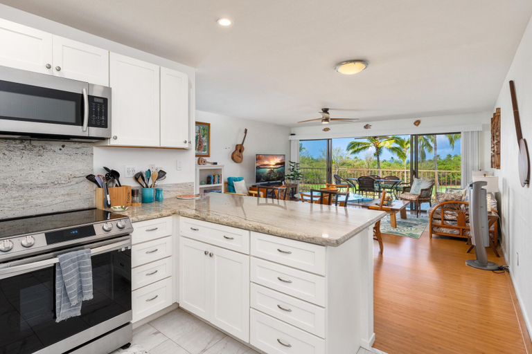 Private kitchen 4, Keauhou Punahele#e-202, Hawaii