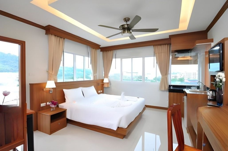 Room 2, Decare Hotel Patong Formerly Green Harbo, Pulau Phuket