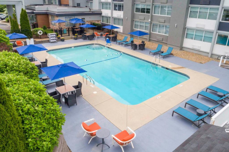 Sport & Beauty, Hampton Inn By Hilton Manchester, Hillsborough