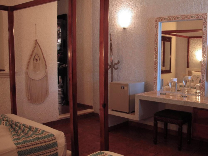 Bathroom 3, Chez Waffle Hotel, Cozumel