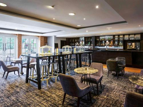 Bar/lounge 4, Mercure Warwickshire Walton Hall Hotel & Spa, Warwickshire