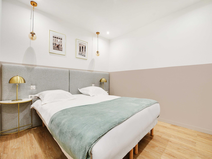 Bedroom 2, Comfort apartment 1BD 4P with AC - Near Montmartre, Paris