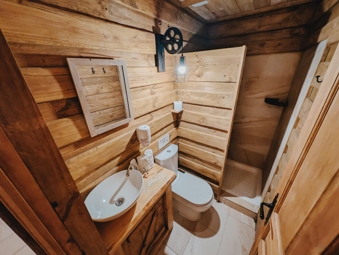 Bathroom 3, La Posada Cercedilla, Madrid